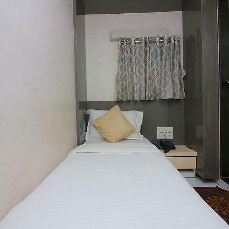Hotel Pearl Navi Mumbai Ngoại thất bức ảnh